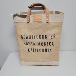 Apolis + Beutycounter NWT Maket Bag.